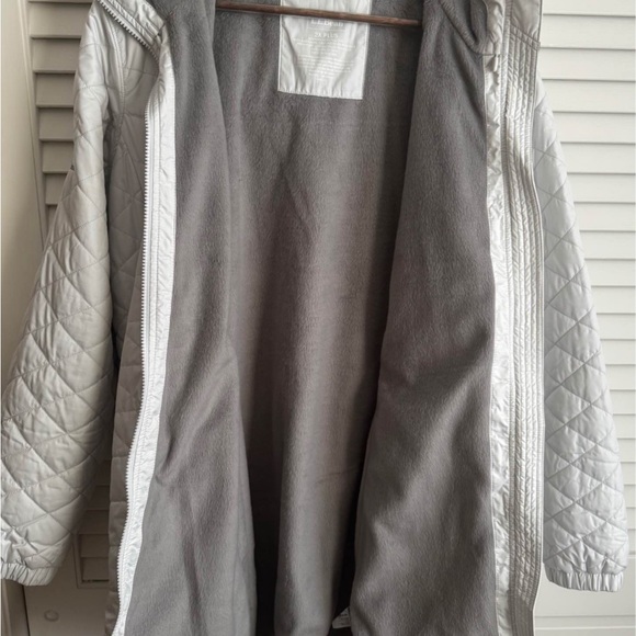 L.L. Bean Women's 2XL Primaloft Coat with Fleece Lining - Picture 8 of 15